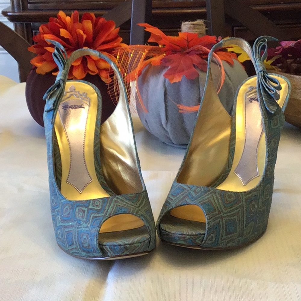 Hale Bob slingback